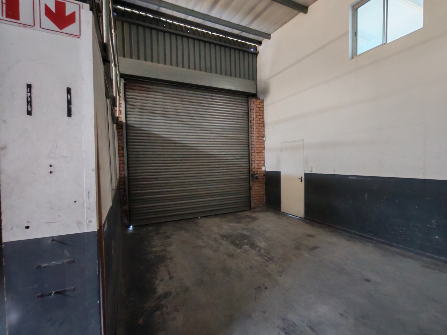To Let Commercial Property for Rent in Somerset West Business Park Western Cape